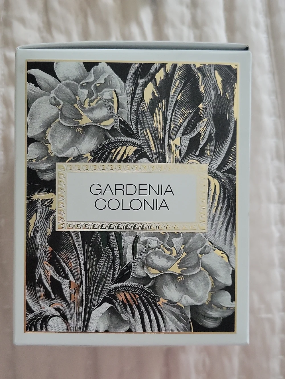 Voluspa Maison Blanc Gardenia Colonia Classic Maison Candle 9.5 Oz